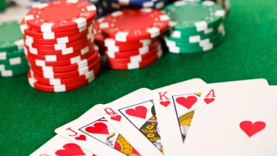 Hướng dẫn cách chơi game Poker cho người mới bắt đầu